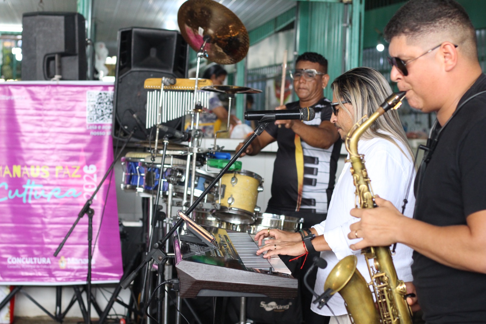 Terceira edi��o do ?Beirad�o da Cultura? da prefeitura movimenta a feira modelo da Compensa