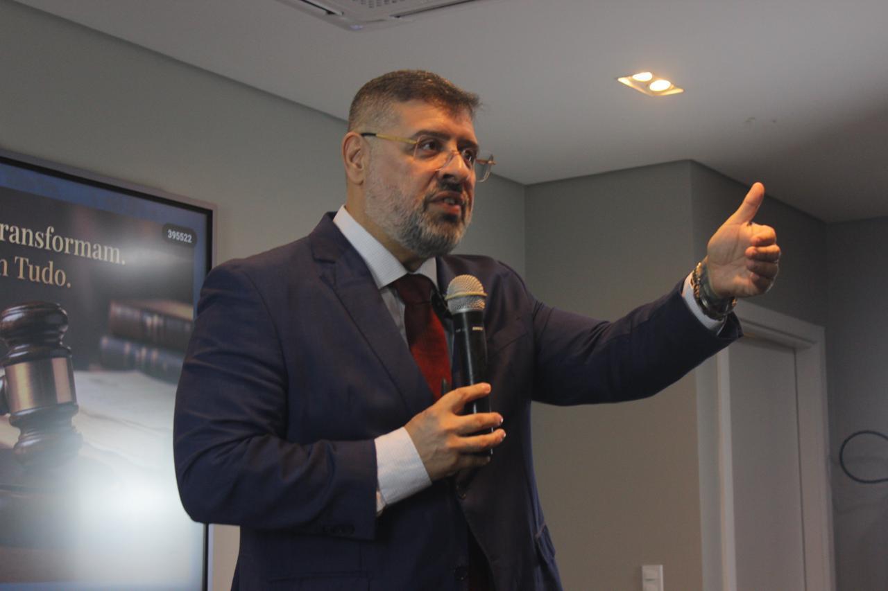Após atuação da AADCAM, TJAM derruba sentença que multou advogado em processos no interior do Amazonas
