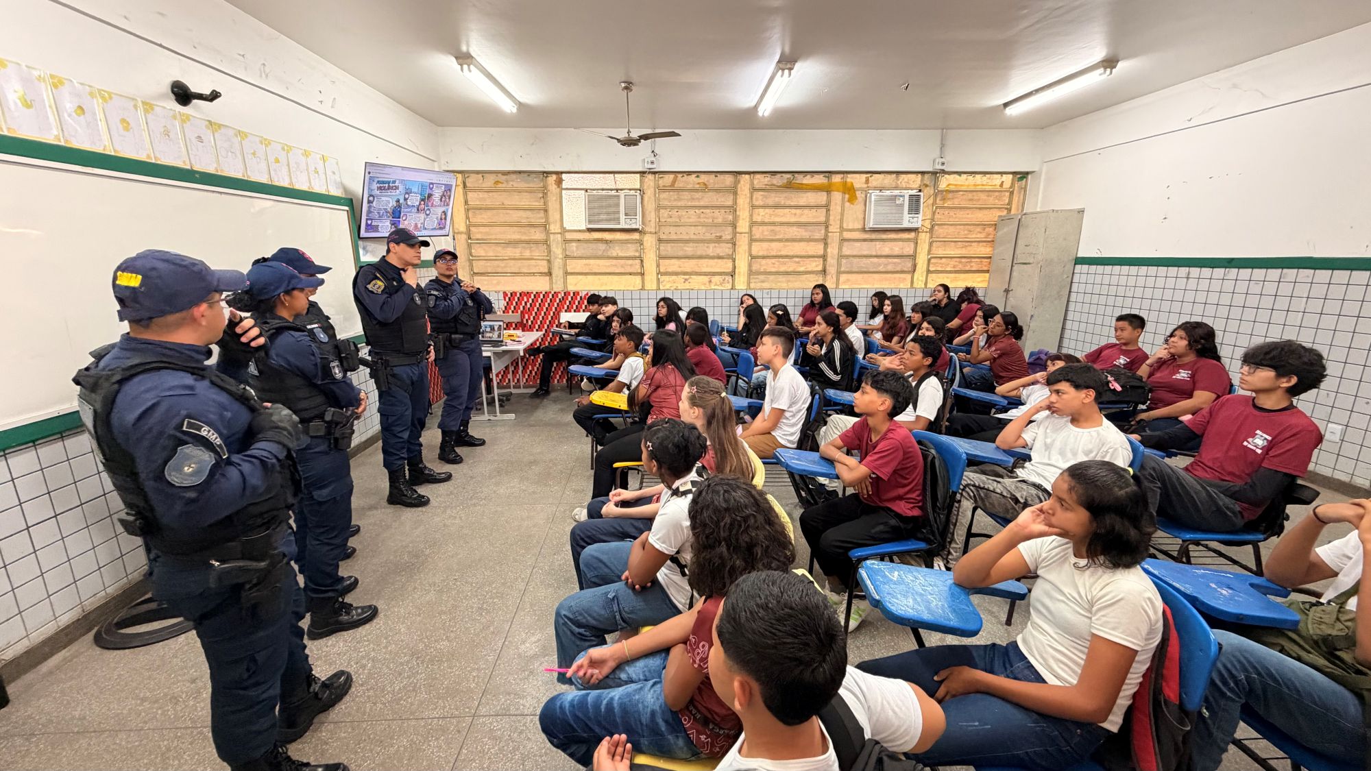 Guarda Municipal de Manaus realiza ação educativa em escola da zona Leste