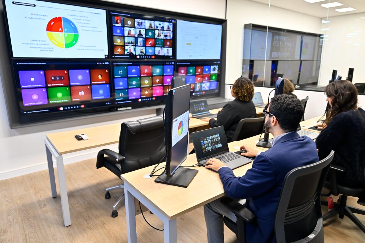 TCE-AM promove formação para nova fase do programa voltado à melhoria da educação no Amazonas