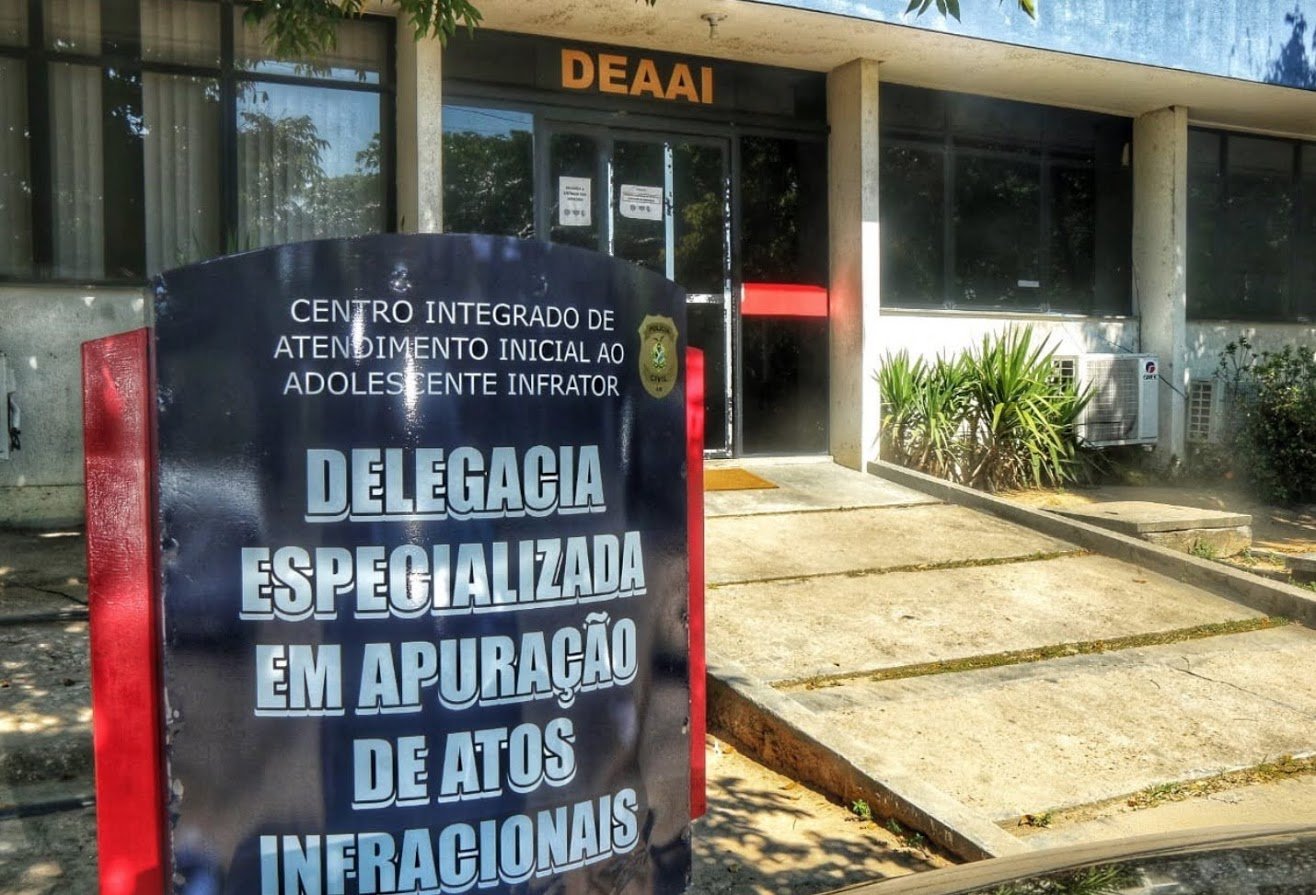 Adolescentes são presos por estupro coletivo de garota de 13 anos em Manaus