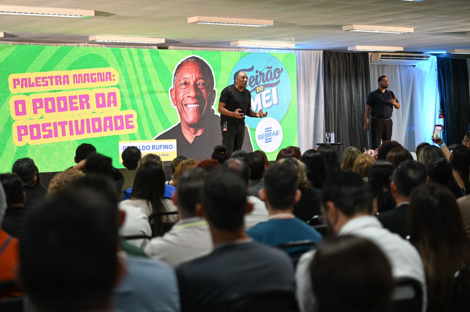 Feirão do MEI leva mais de 800 pessoas ao Sesi e fortalece pequenos negócios no Amazonas