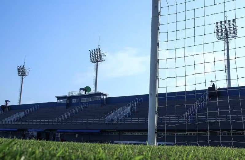 Manaus FC encara São Raimundo em jogo decisivo pelo Amazonense hoje