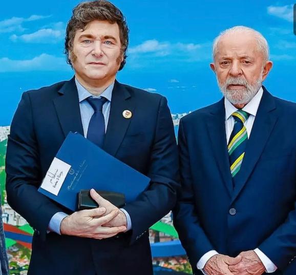 Milei volta a chamar Lula de “ladrão” em novas publicações nas redes