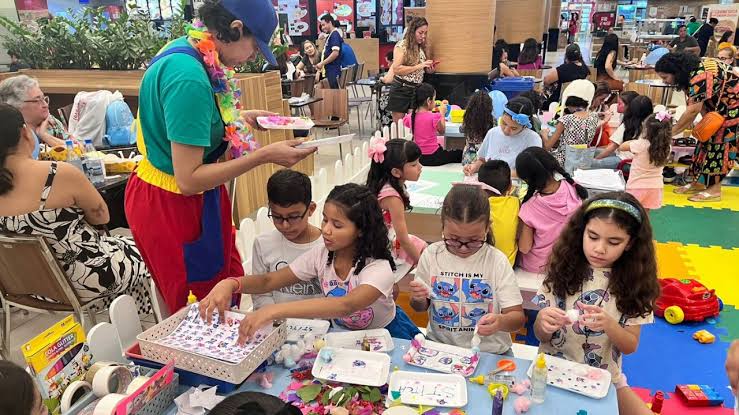 Dia das Crianças terá slime, palhaço e malabaristas em programação gratuita no Millennium Shopping