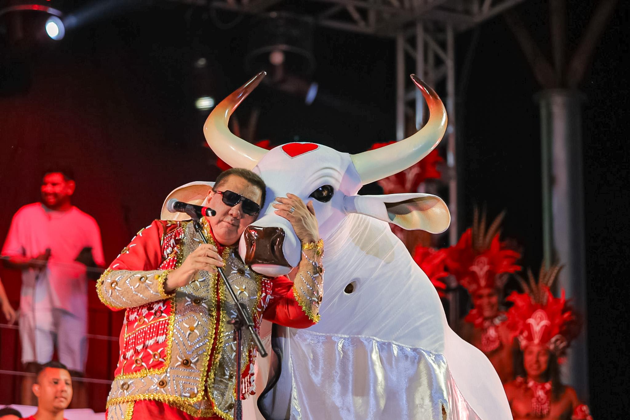 Carnaboi 2026: Águas de Manaus oferece hidratação gratuita para público no Sambódromo