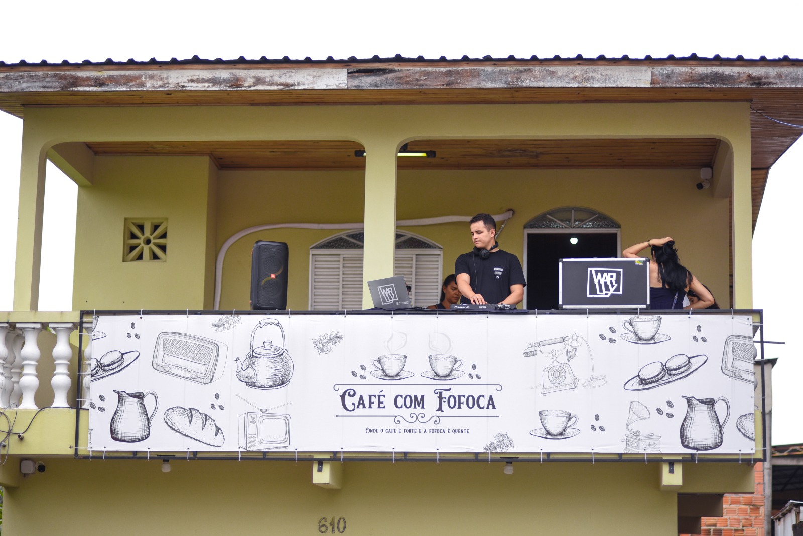 Café, música e encontros: uma nova forma de começar o dia