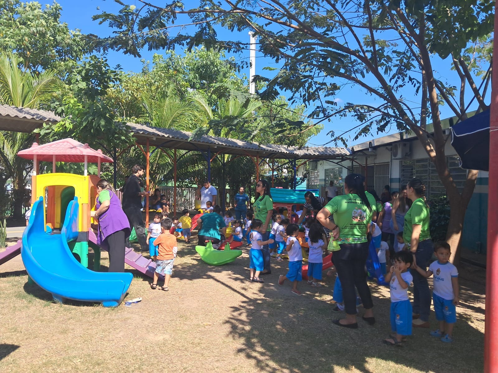 Creche da prefeitura premiada pelo FNDE transforma educação ambiental em ação no igarapé do 40 com inauguração da horta Panc e composteira