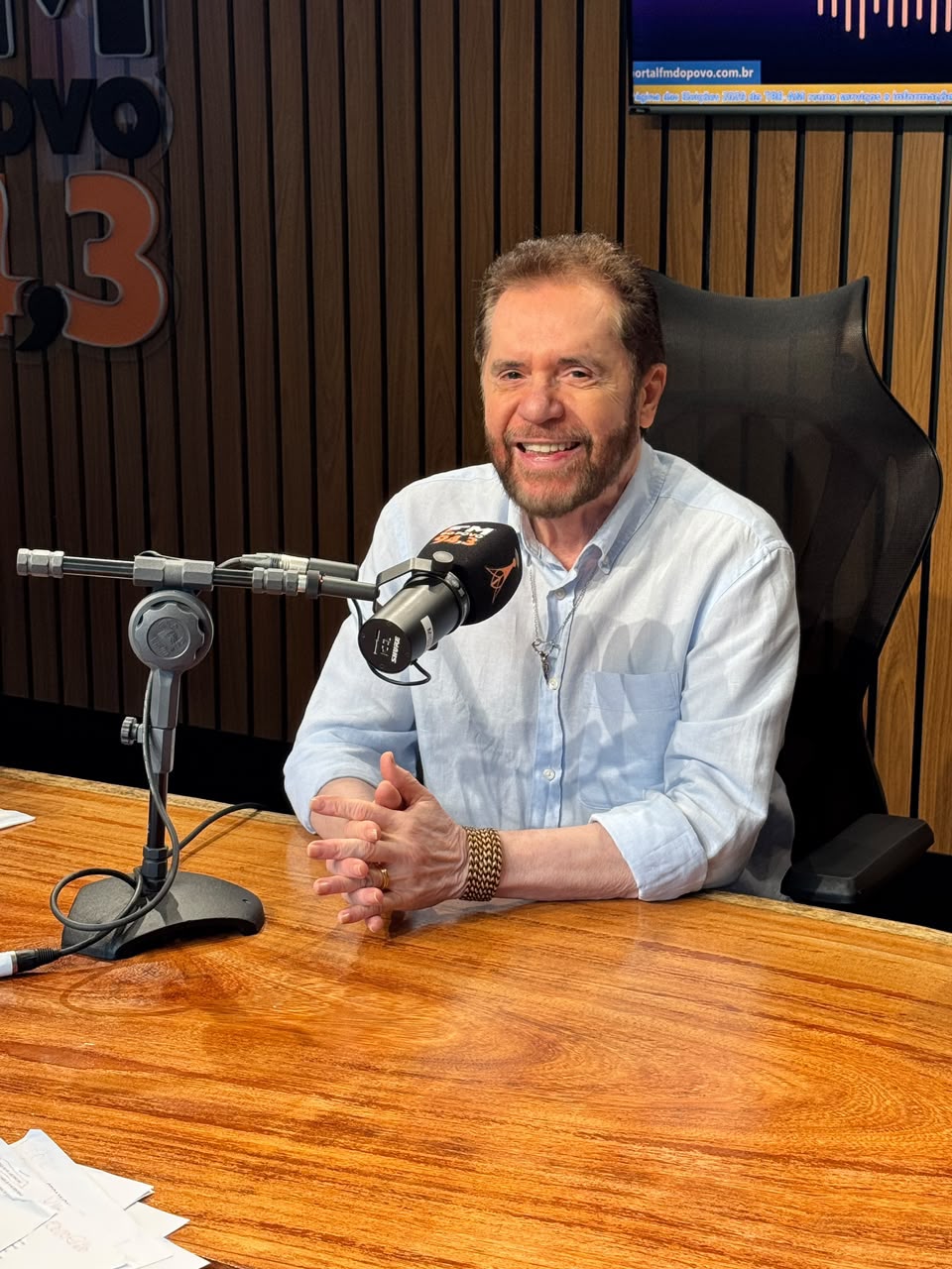 Plínio Valério critica abandono da saúde no interior e destaca R$ 485 milhões em emendas: “Sem saúde não tem como fazer nada”