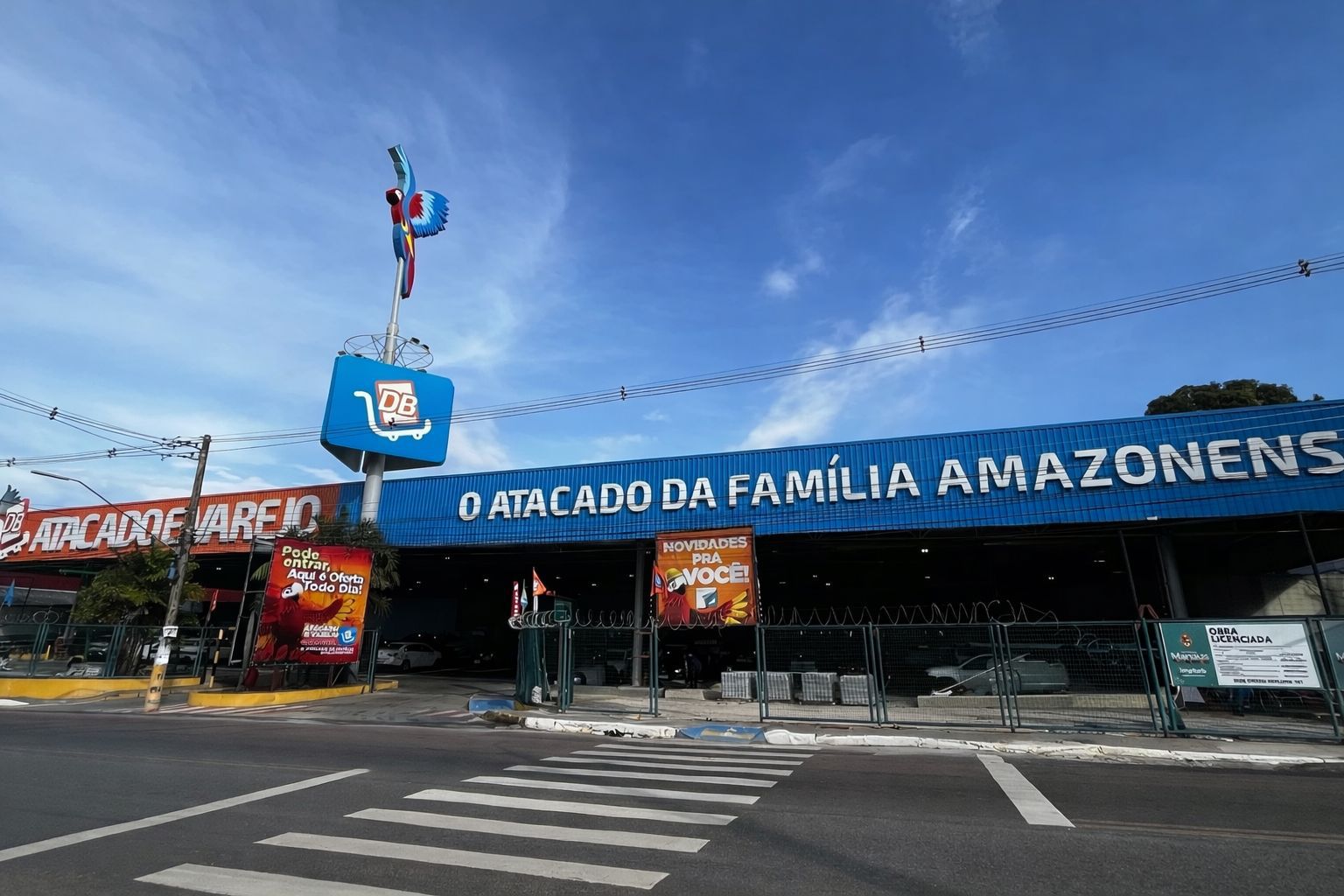 DB da Compensa adota modelo de atacado e varejo e amplia horário de funcionamento