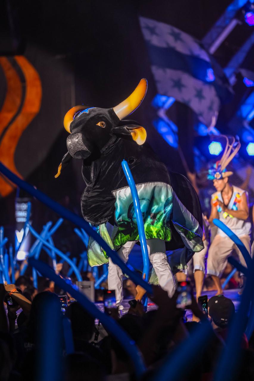 Bumbá Beat estreia no Arena Planeta Boi com toadas antológicas de Caprichoso e Garantido