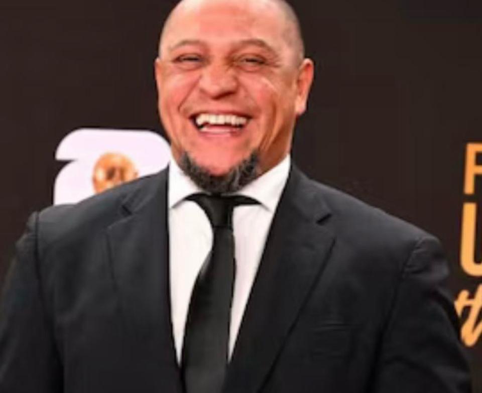 Roberto Carlos revela ter perdido 99% do que ganhou no futebol: “Conta zerada”