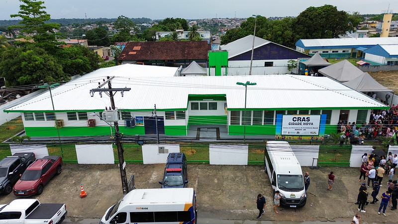 David Almeida reinaugura maior CRAS de Manaus
