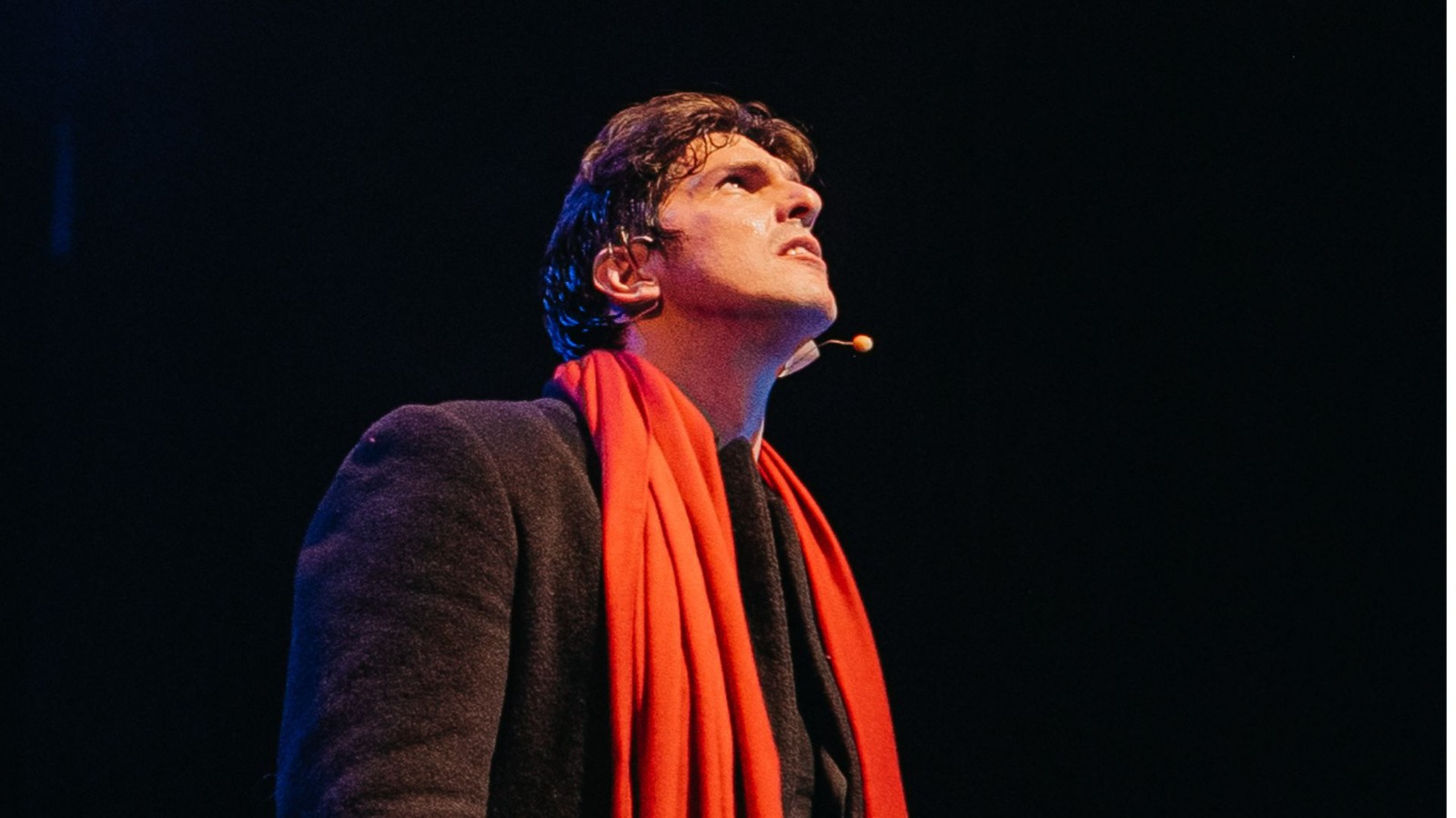 Rafael Infante apresenta o espetáculo ‘Terapia Infernal’ em Manaus