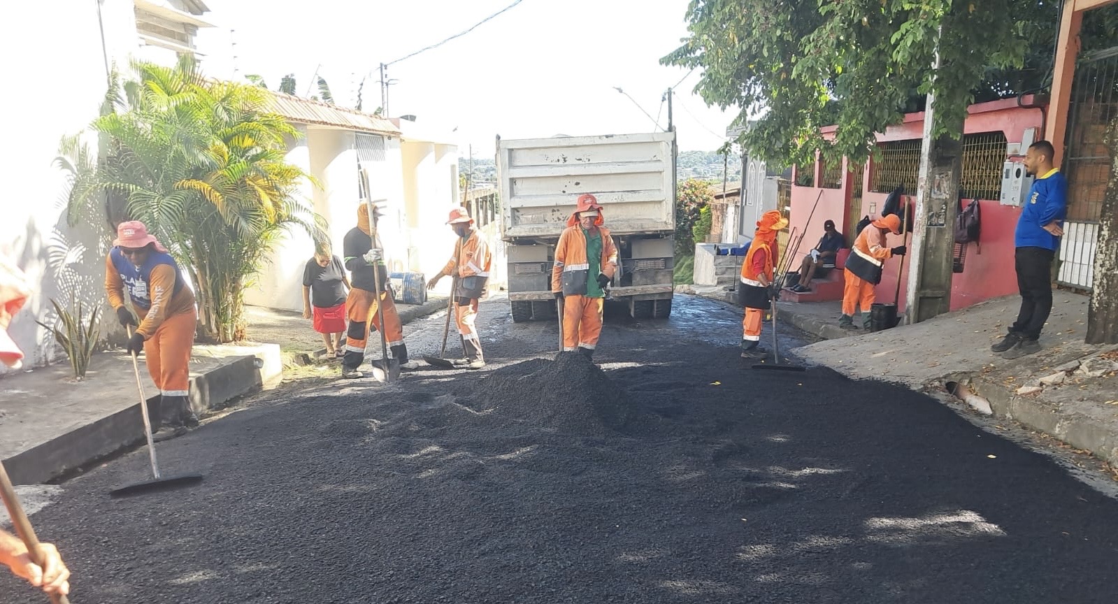 Prefeitura de Manaus leva recuperação asfáltica ao Colônia Terra Nova e amplia melhorias pelo programa ‘Manaus que a Gente Cuida