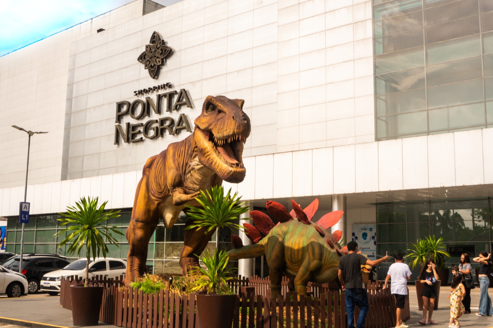 Inscrições para concurso de fantasias de dinossauros seguem abertas e evento acontece no domingo (8)