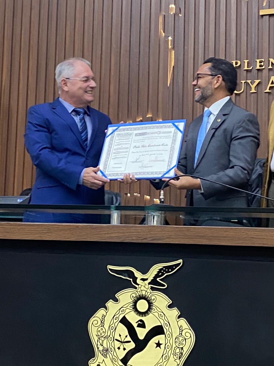 Médico Pablo Túlio recebe título de Cidadão Amazonense na Aleam