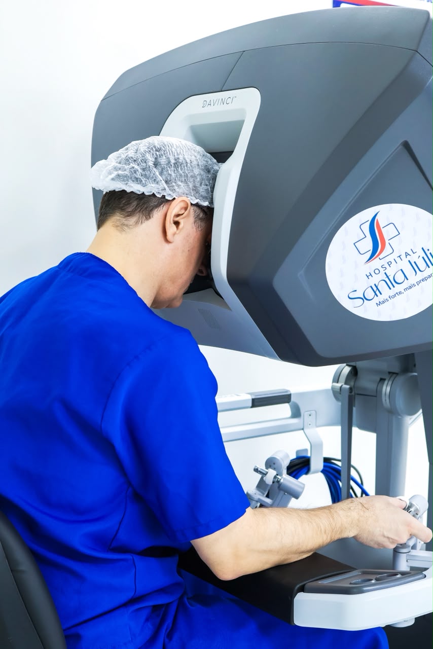 Cirurgia robótica: tecnologia que antes estava restrita a grandes centros ganha força em Manaus