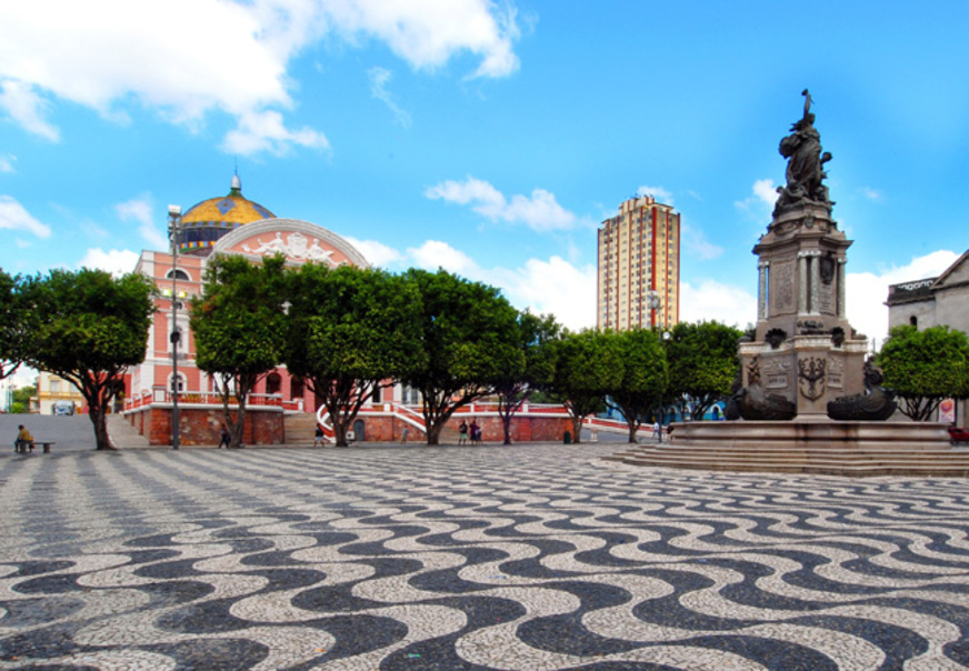 Agenda cultural: fim de semana tem clássico do terror, exposição de dinossauros e boi-bumbá em Manaus