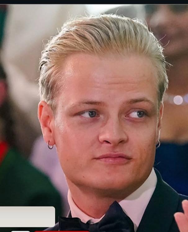 Filho da princesa herdeira da Noruega é condenado a quatro anos de prisão por estupro
