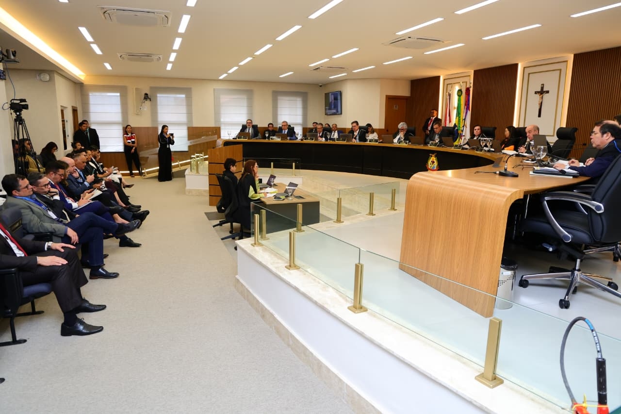 TCE-AM nega recursos e mantém condenação e multas contra gestores de Envira, Nova Olinda e Barcelos