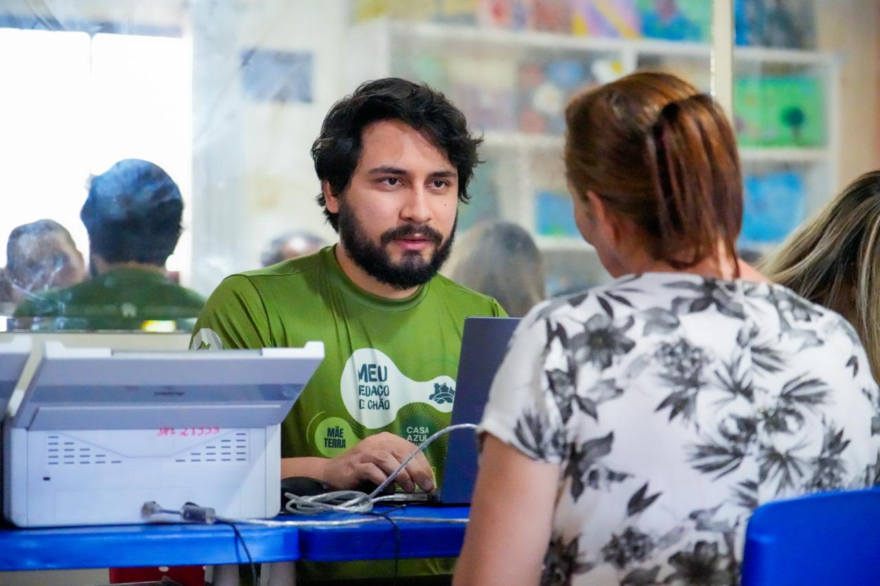 Após 25 anos de espera, moradora consegue dar entrada em título definitivo da casa com auxílio da Defensoria 