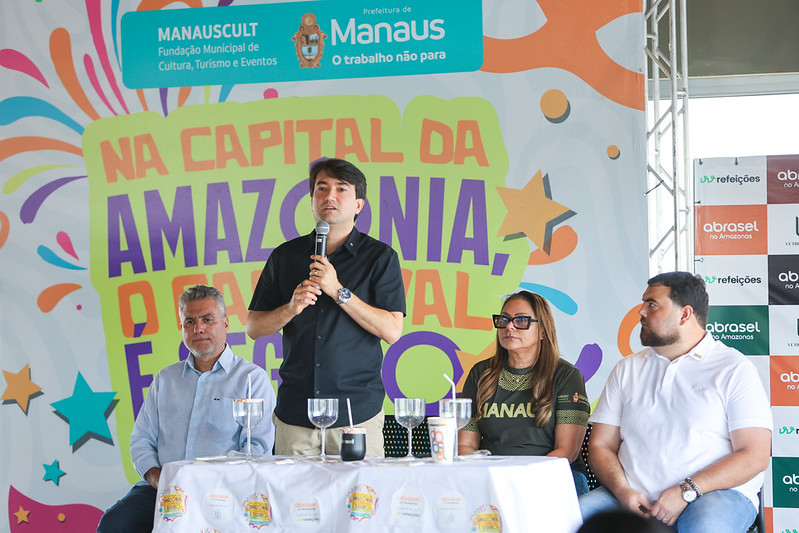 União de  forças Prefeitura de Manaus e Abrasel e distribuem 35 mil protetores de copo para reforçar segurança no Carnaval 2026