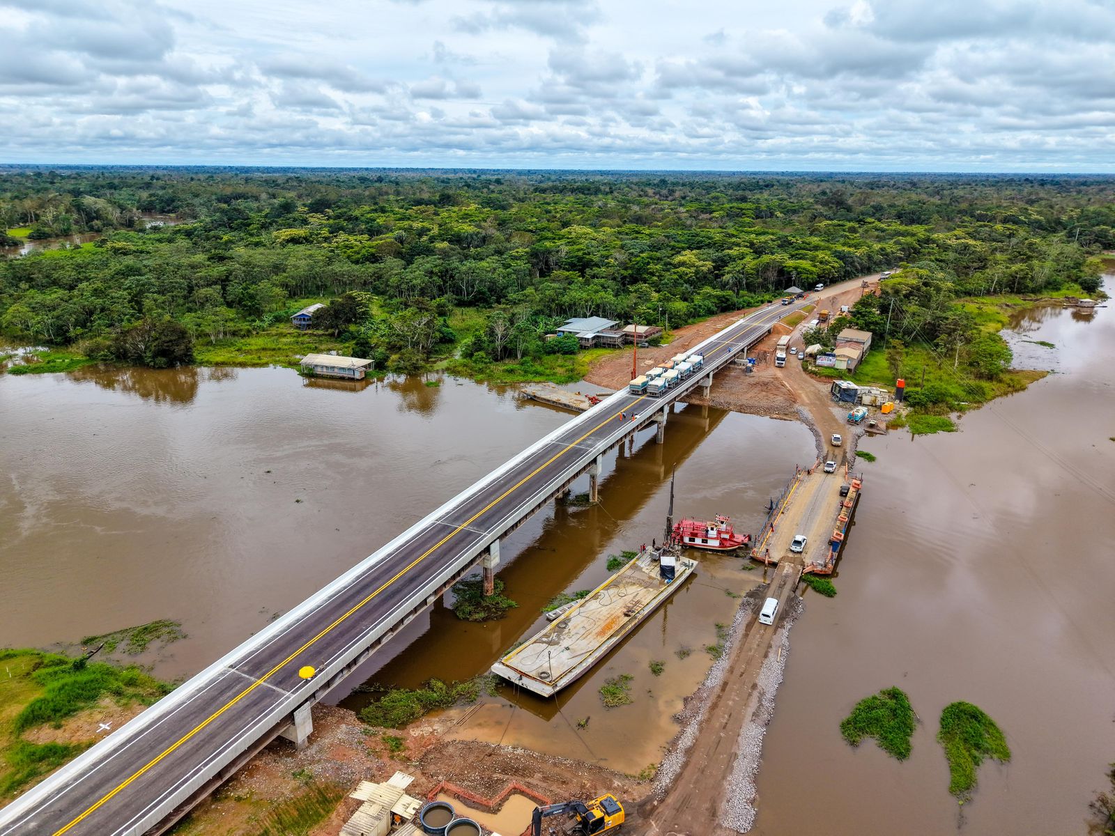 Após testes e certificação, ponte do Autaz Mirim é liberada para o tráfego na BR-319