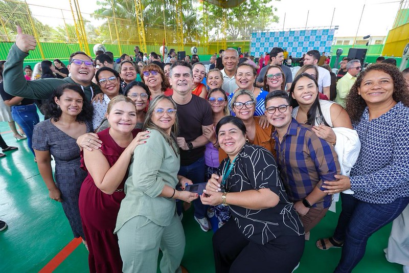 Prefeito David Almeida fortalece valorização dos profissionais da educação e cria ambiente favorável aos avanços pedagógicos em Manaus