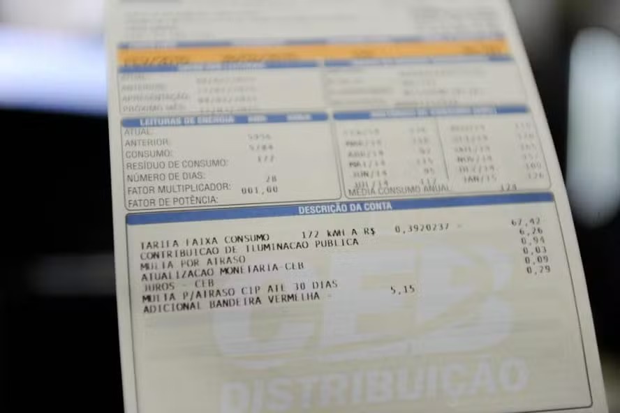 Do supermercado à conta de luz: como a tributação impacta o bolso dos brasileiros