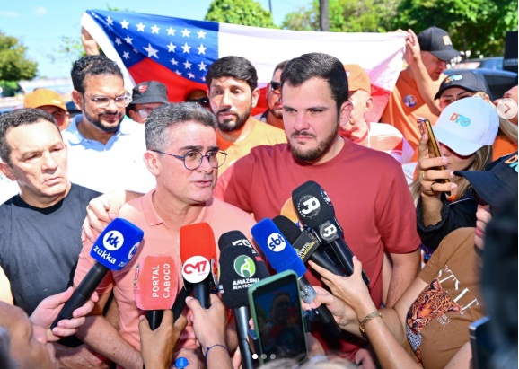 Com 70 pontos de mobilização, David Almeida intensifica presença em Manaus e anuncia agenda de viagens ao interior do Amazonas