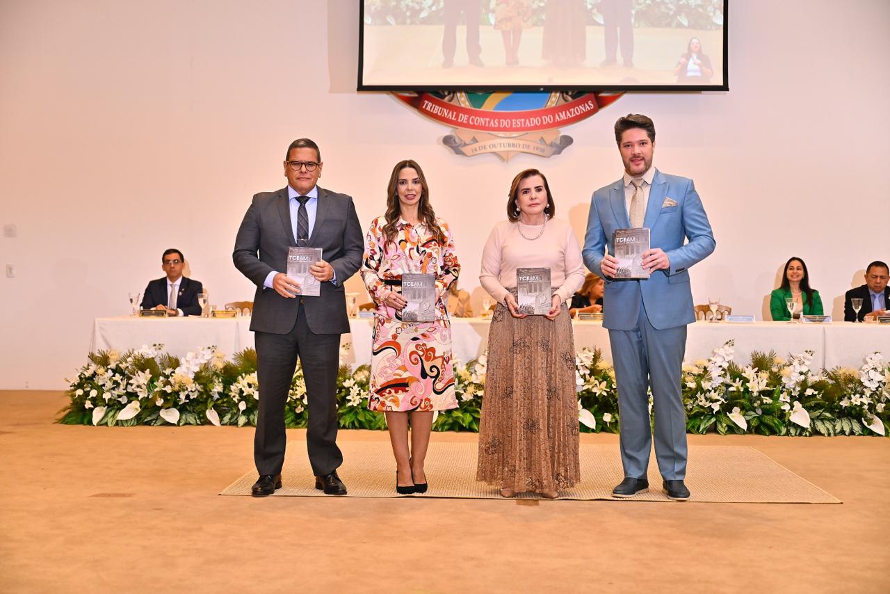 TCE-AM lana Revista Cientfica 2025 e premia autores de artigos tcnicos