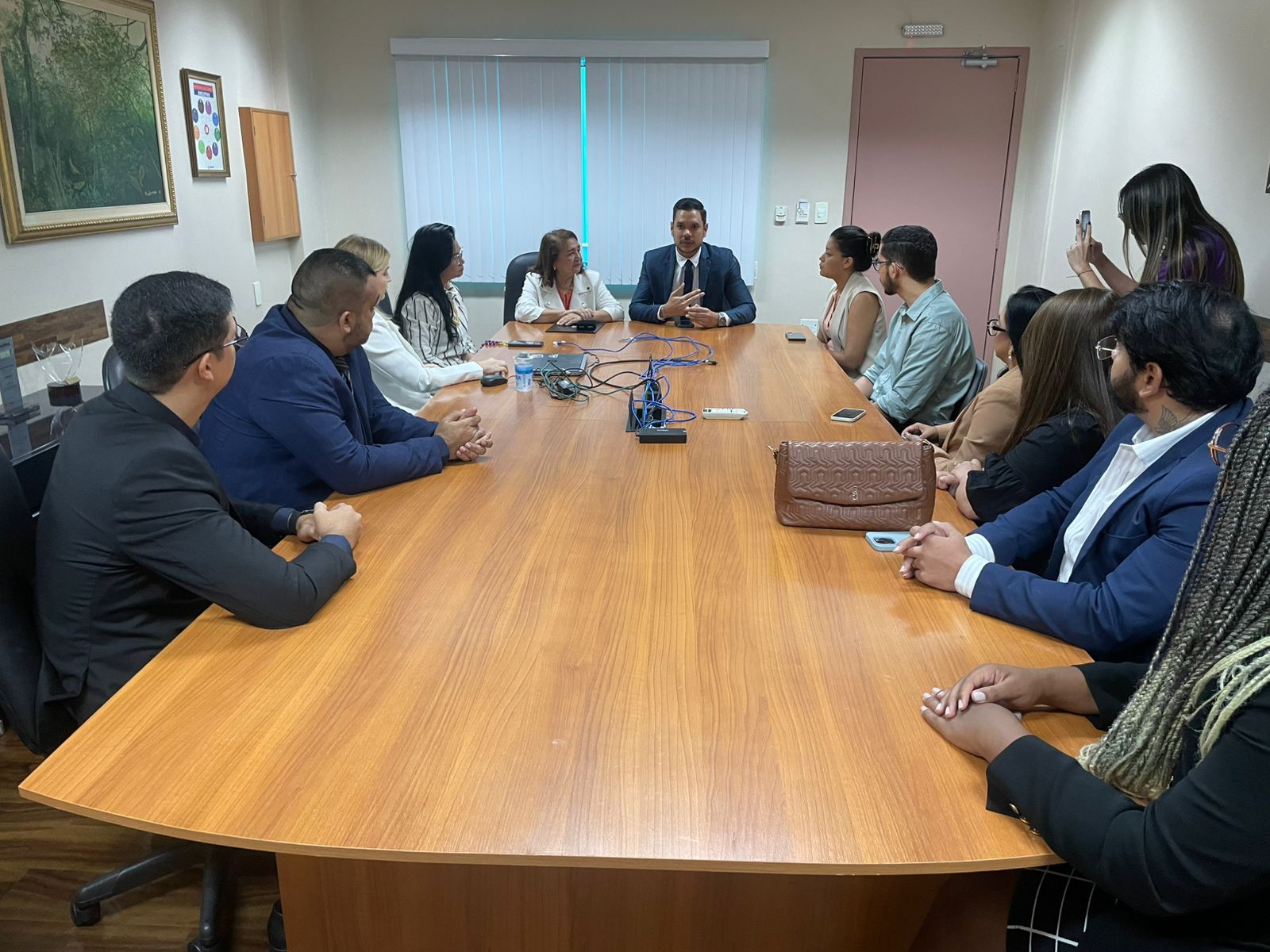 UNINORTE recebe referência nacional do Direito em visita institucional