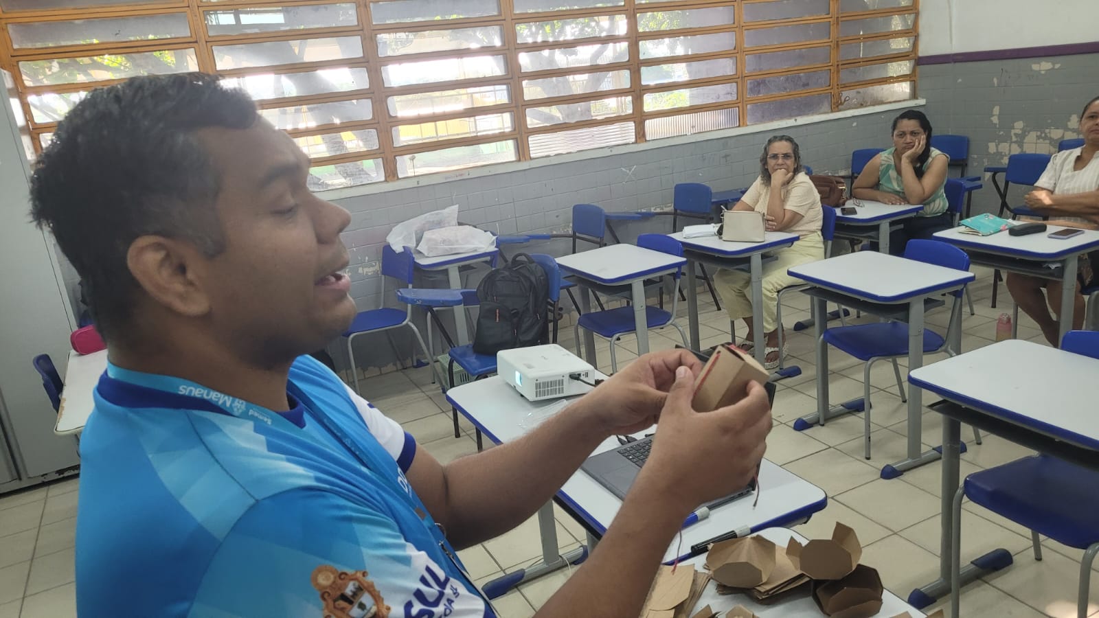 Prefeitura de Manaus realiza ‘Oficina de Alfabetização’ para professores do 2º ano do ensino fundamental