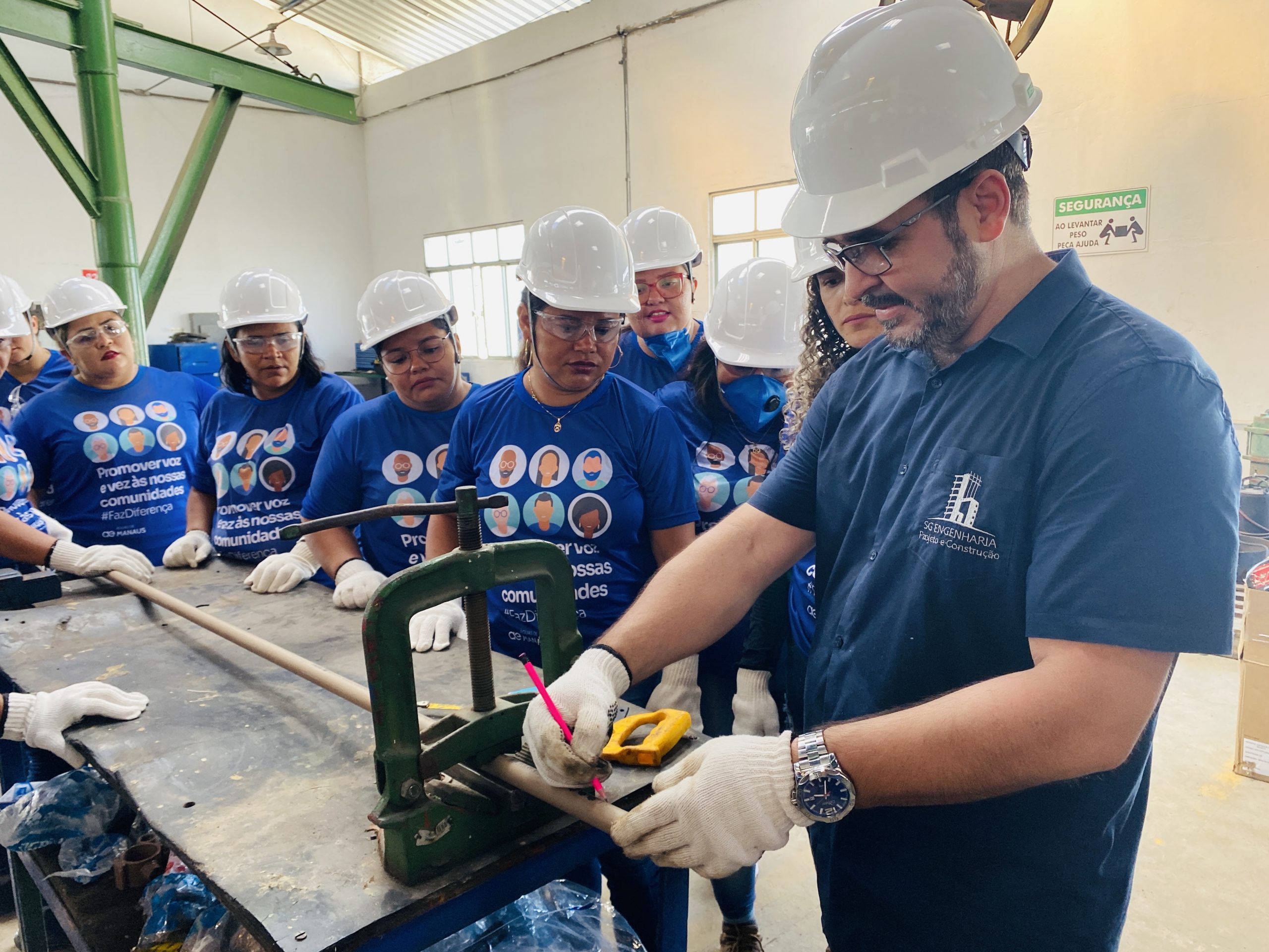 Oportunidades:  Águas de Manaus oferece cursos gratuitos de Bombeiro Hidráulico e Assistente Administrativo .