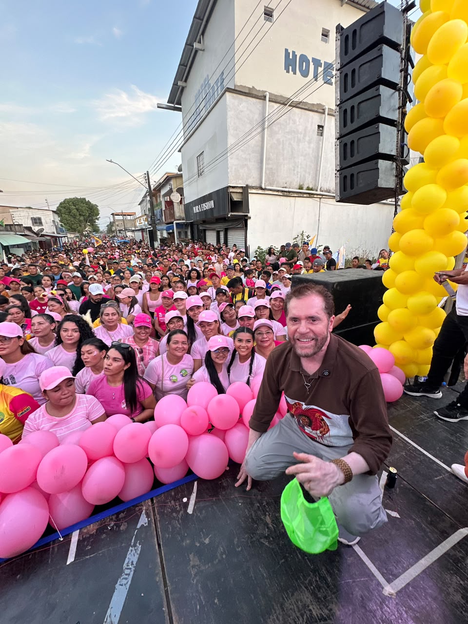Plínio Valério leva campanha a Maués e Boa Vista do Ramos e destaca trabalho pelo interior do Amazonas