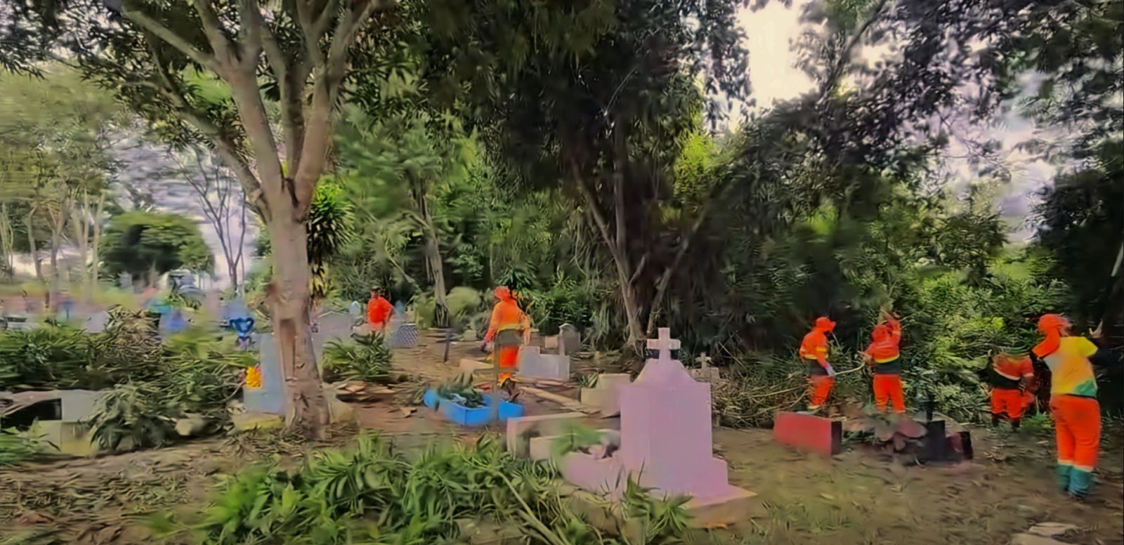 Prefeitura de Manaus avança no cronograma de manutenção dos cemitérios municipais