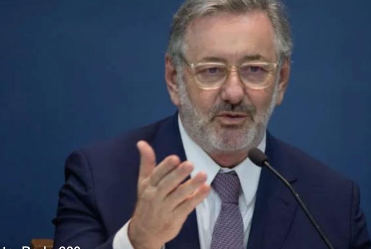 Brasil não prepara, por enquanto, medidas contra tarifaço dos EUA
