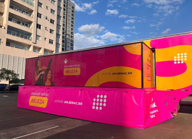 Carreta da Beleza do Senac segue no Shopping Ponta Negra com inscrições abertas para novos cursos gratuitos